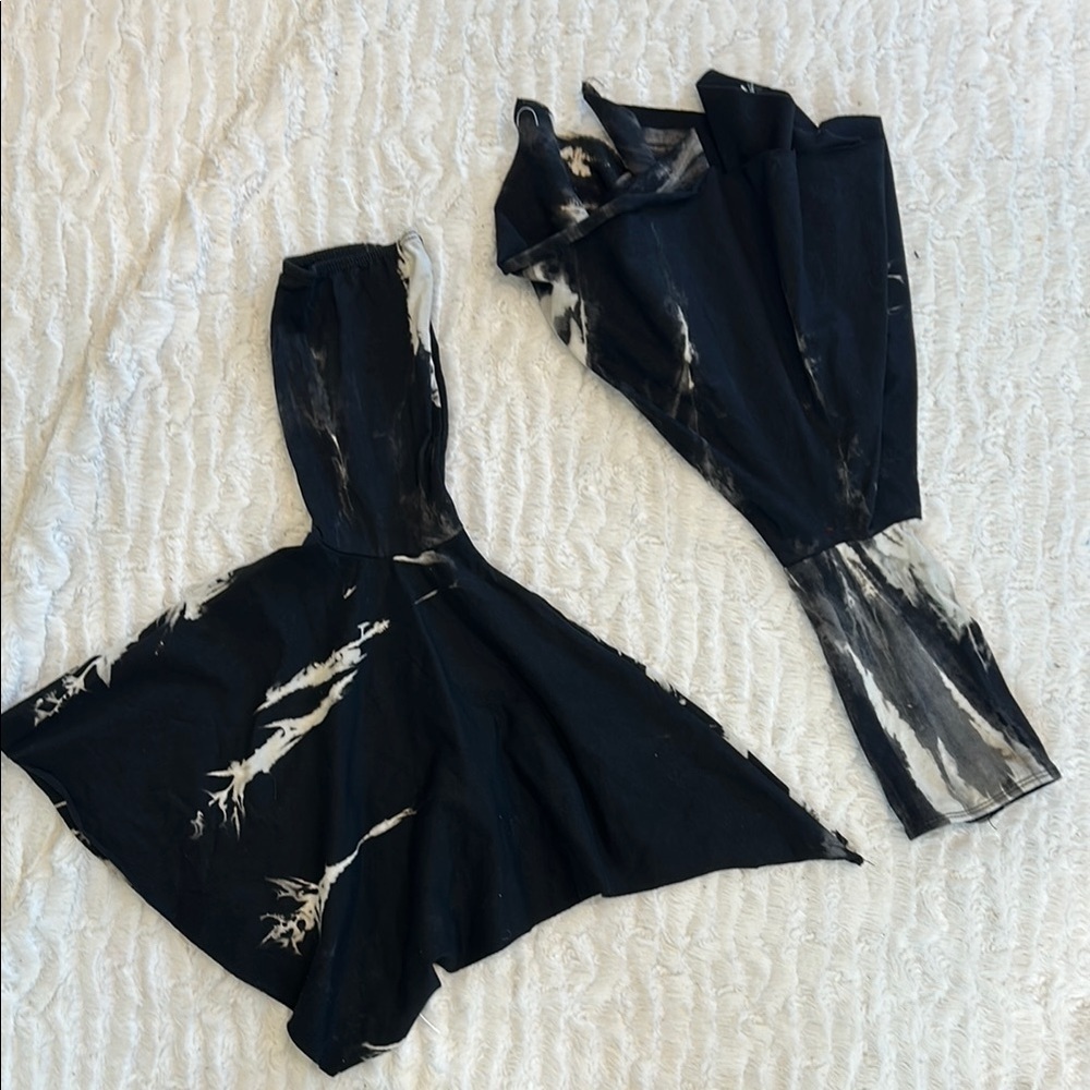 Doll kill Black and White Tie-Dye bell sleeves one size women’s arm sleeve